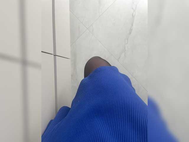 Va-len-cia's BongaCams show and profile