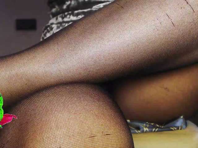  Va-len-cia chat room