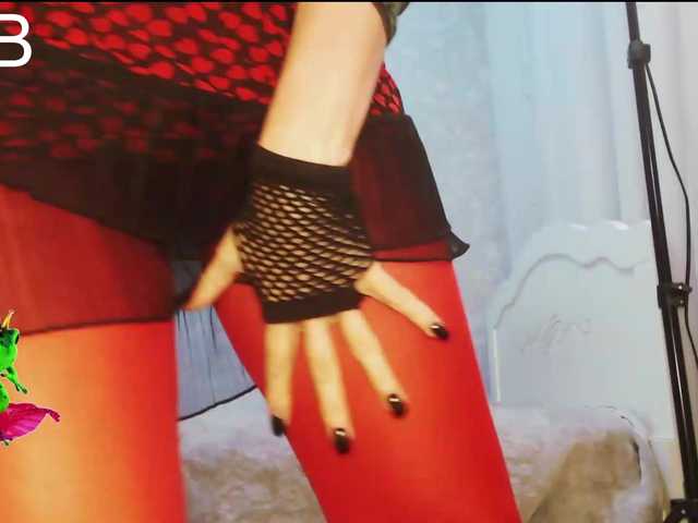 Va-len-cia's BongaCams show and profile