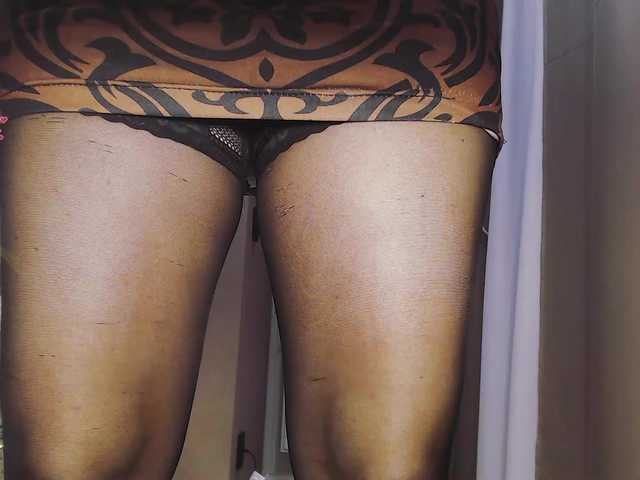 Va-len-cia's BongaCams show and profile