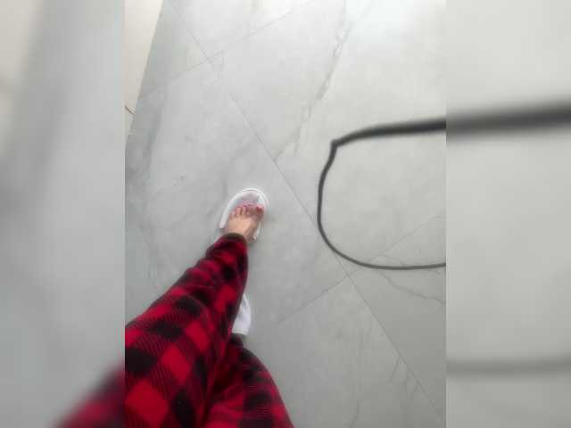 Va-len-cia's BongaCams show and profile