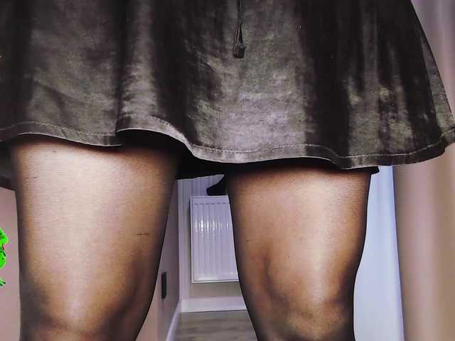 Va-len-cia from BongaCams