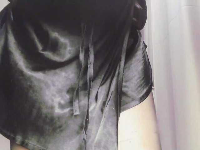 Va-len-cia's BongaCams show and profile