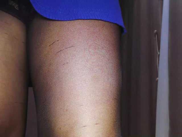 Va-len-cia's BongaCams show and profile