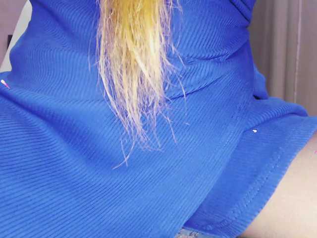 Va-len-cia's BongaCams show and profile