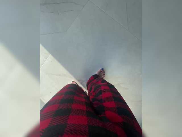 Va-len-cia's BongaCams show and profile