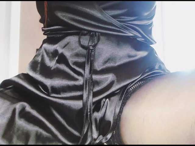 Va-len-cia's BongaCams show and profile