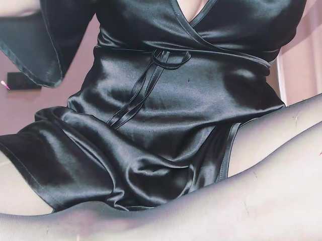 Va-len-cia's BongaCams show and profile