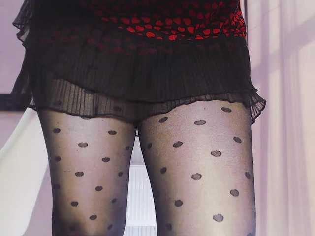 Va-len-cia's BongaCams show and profile