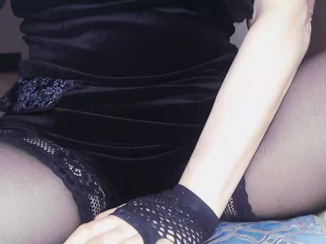 Va-len-cia's BongaCams show and profile