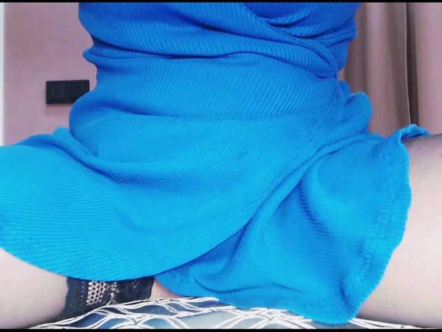 Va-len-cia's BongaCams show and profile