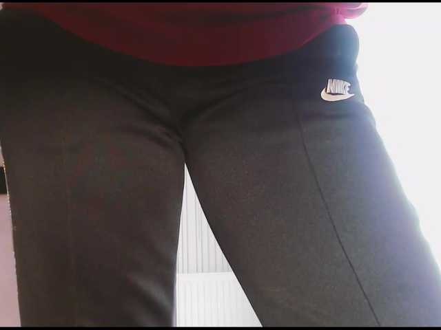 Va-len-cia's BongaCams show and profile