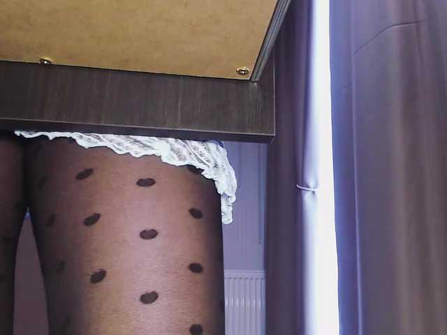 Va-len-cia's BongaCams show and profile