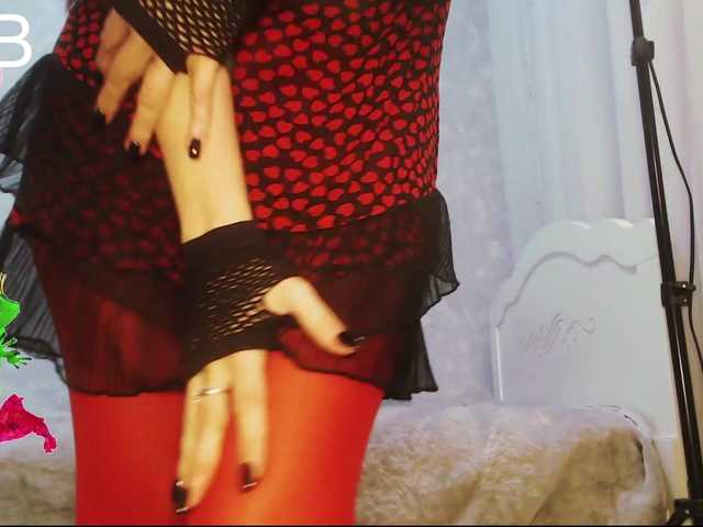 Va-len-cia from BongaCams