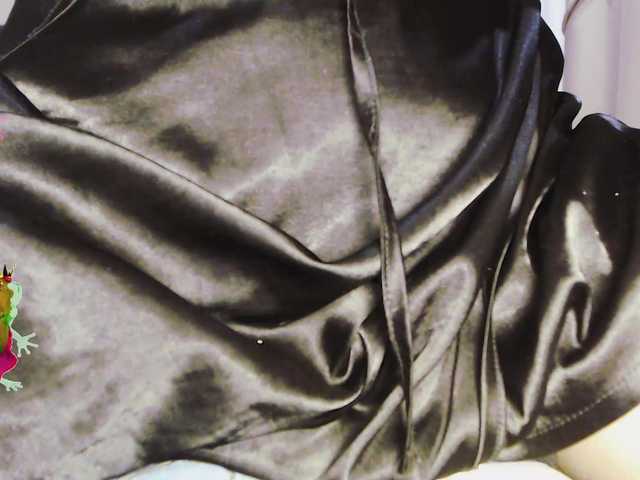  Va-len-cia chat room