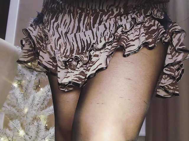 Va-len-cia's BongaCams show and profile