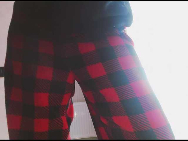 Va-len-cia's BongaCams show and profile