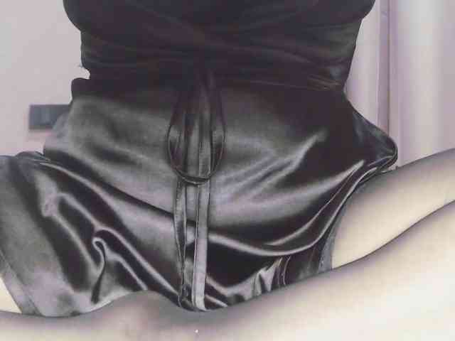 Va-len-cia Live Webcam on BongaCams