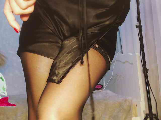 Va-len-cia Live Webcam on BongaCams