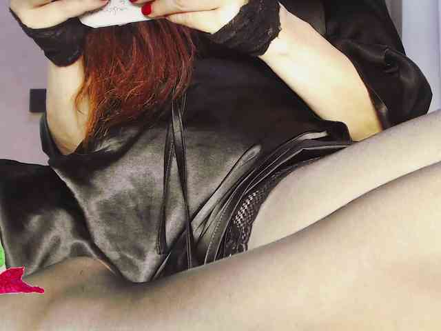 Va-len-cia Live Webcam on BongaCams