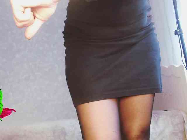 Va-len-cia Live Webcam on BongaCams
