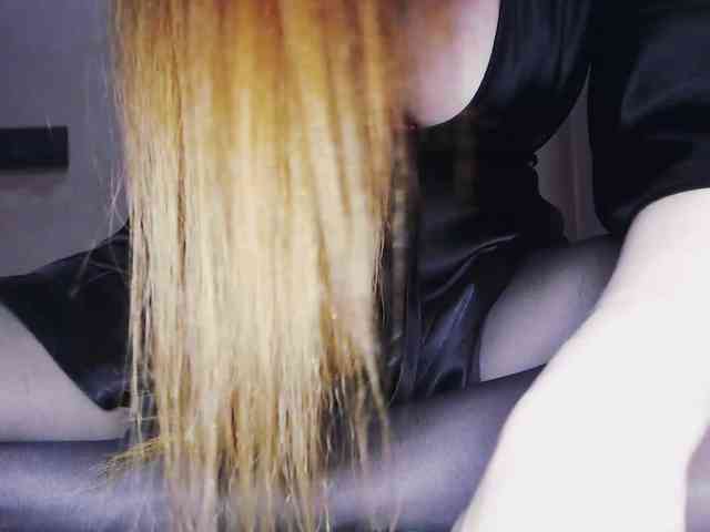 Va-len-cia Live Webcam on BongaCams