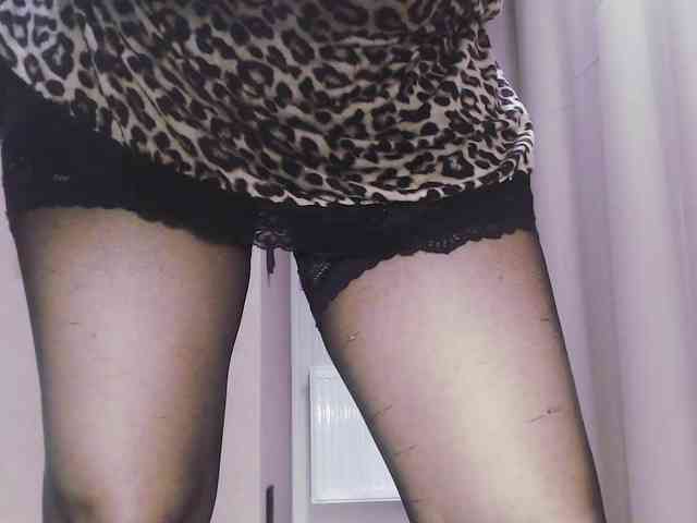 Va-len-cia Live Webcam on BongaCams