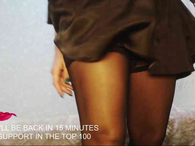 Va-len-cia Live Webcam on BongaCams