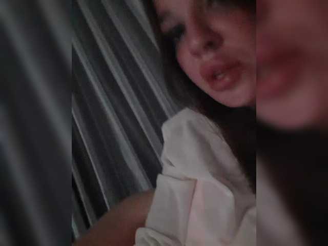 l4dyCandy's BongaCams show and profile