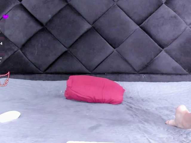 anniemiller- live sex show