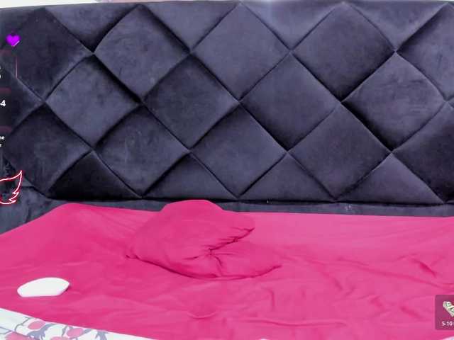 AnnieMiller-'s BongaCams show and profile