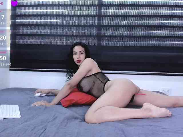 AnnieMiller- webcam