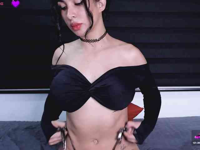 AnnieMiller- webcam