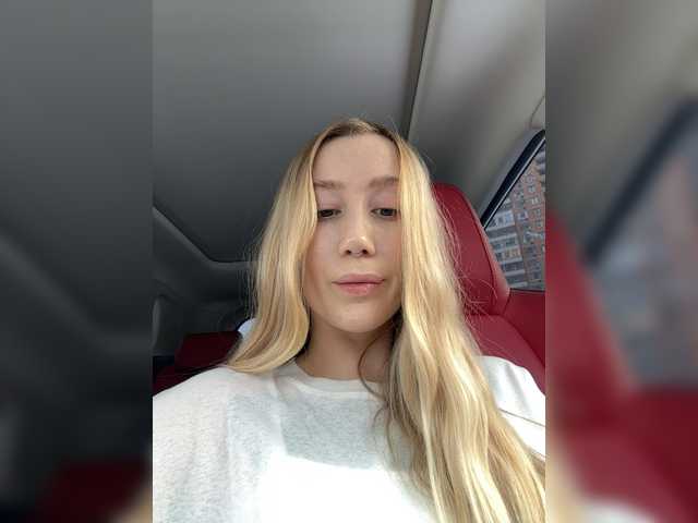 lana-lana03's BongaCams show and profile