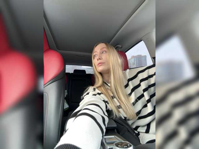 lana-lana03's BongaCams show and profile