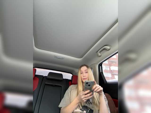 lana-lana03's BongaCams show and profile