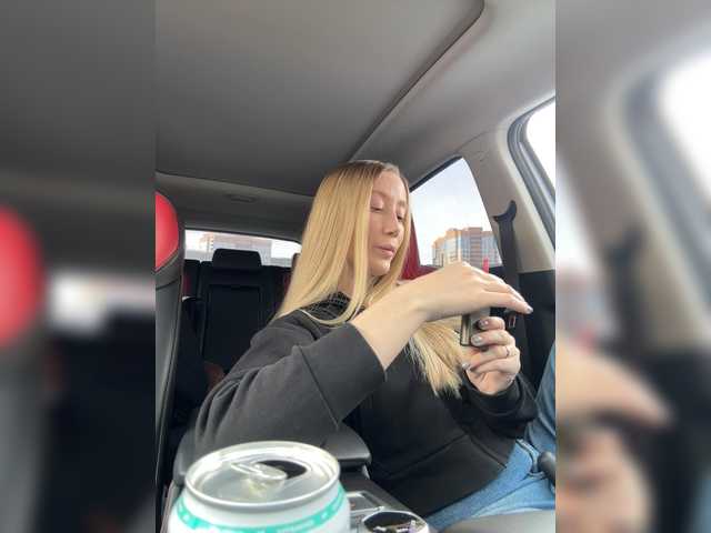 lana-lana03's BongaCams show and profile