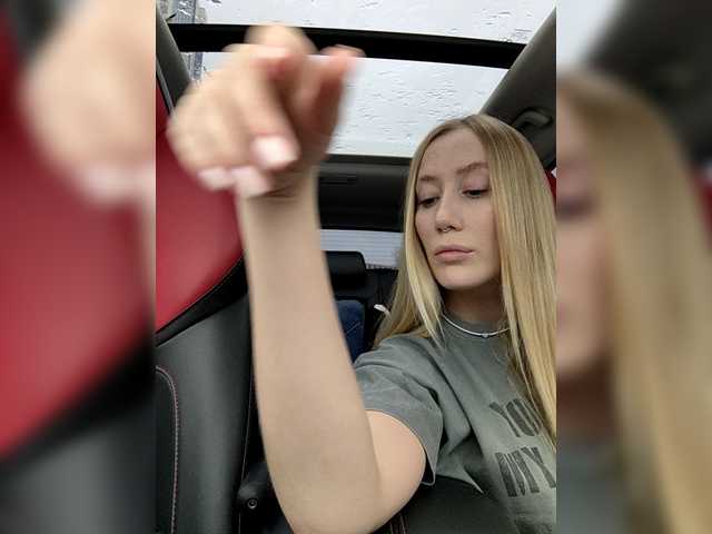 lana-lana03's BongaCams show and profile