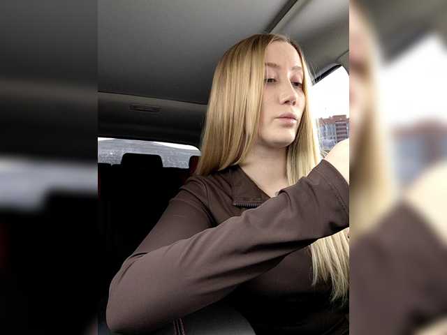 lana-lana03's BongaCams show and profile