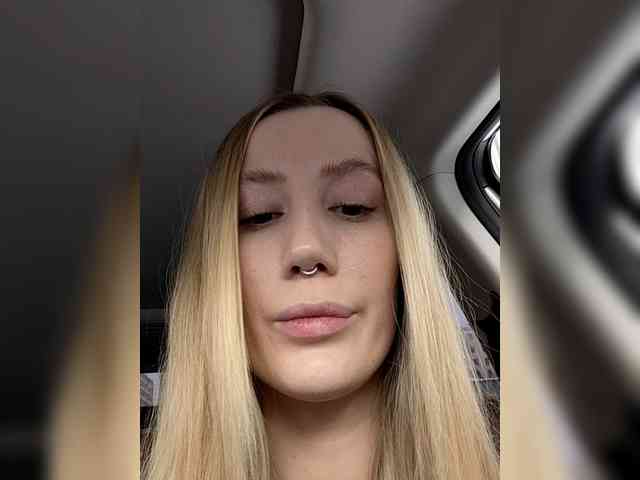 lana-lana03 Live Webcam on BongaCams