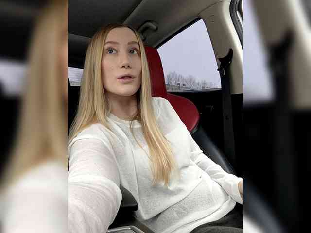 lana-lana03 Live Webcam on BongaCams