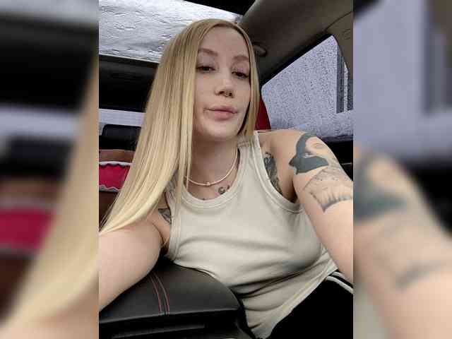 lana-lana03 Live Webcam on BongaCams