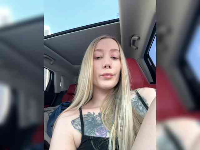 lana-lana03 Live Webcam on BongaCams