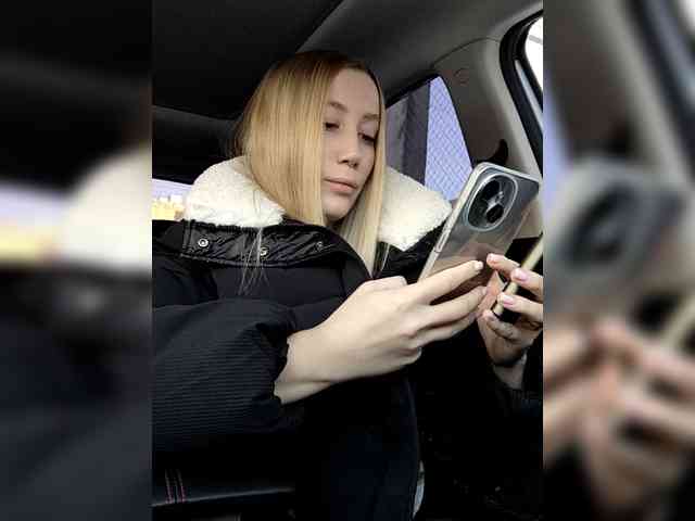Svetlana____ webcam