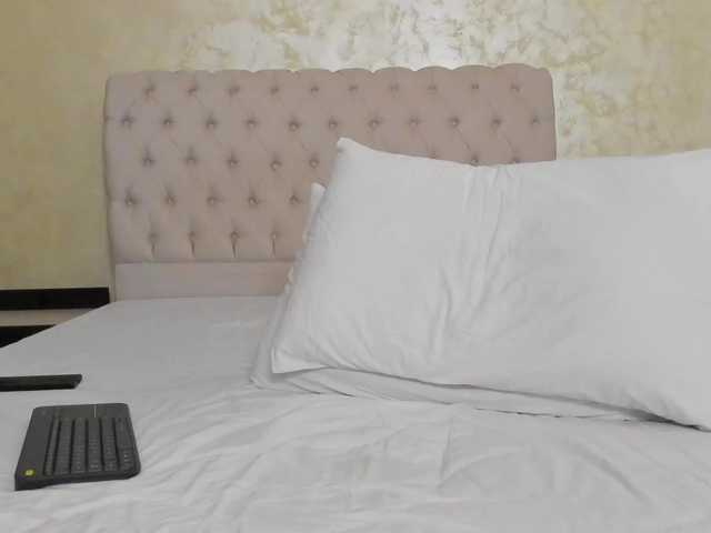 BiancaCruzzz's BongaCams show and profile