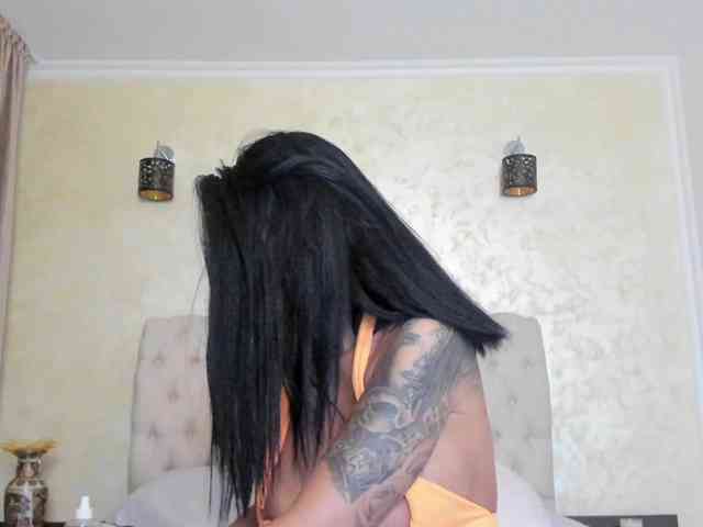 BiancaCruzzz webcam