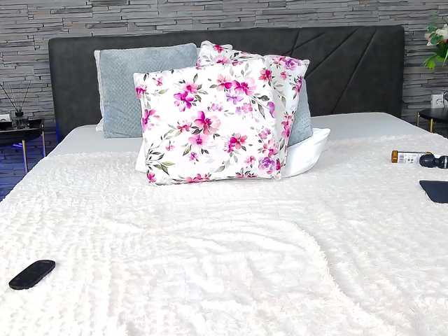 Allana-Doll's BongaCams show and profile