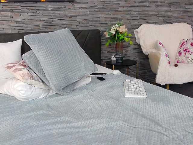 Allana-Doll's BongaCams show and profile