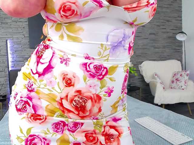 Allana-Doll's BongaCams show and profile