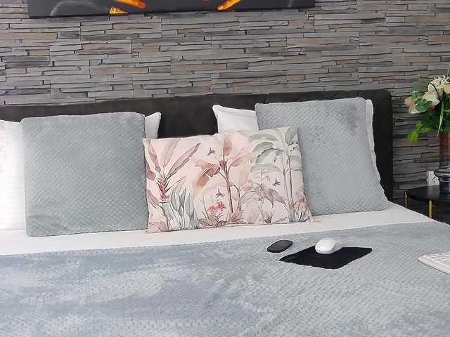 allana-doll cam belle